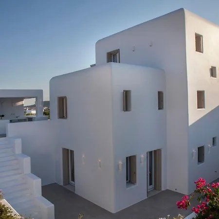 Paros Sleeps 16 Pool Air Con Parikia (Paros)